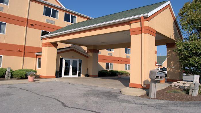 Commodore Perry Inn & Suites Port Clinton Exteriér fotografie