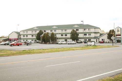 Commodore Perry Inn & Suites Port Clinton Exteriér fotografie