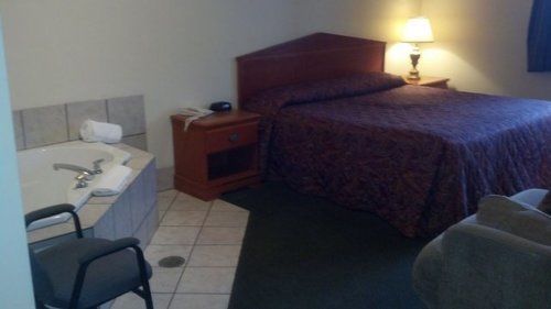 Commodore Perry Inn & Suites Port Clinton Exteriér fotografie